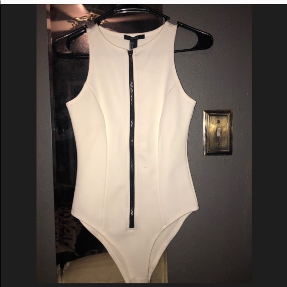 Size small body suit